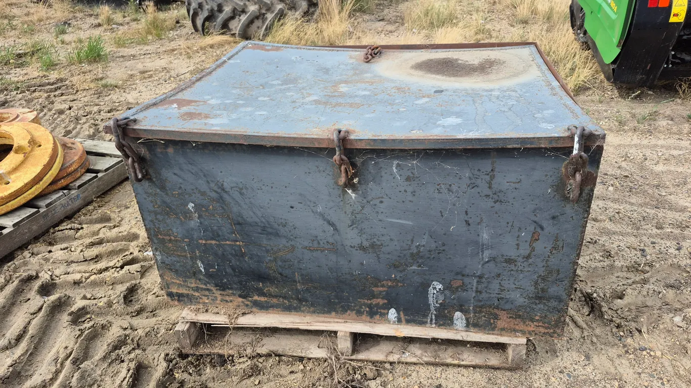 Fuel Box