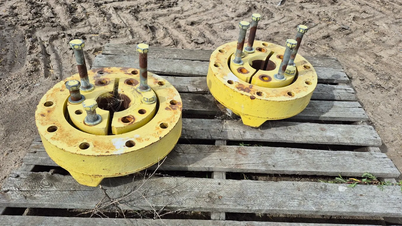 John Deere Dual Hubs 10 Bolt