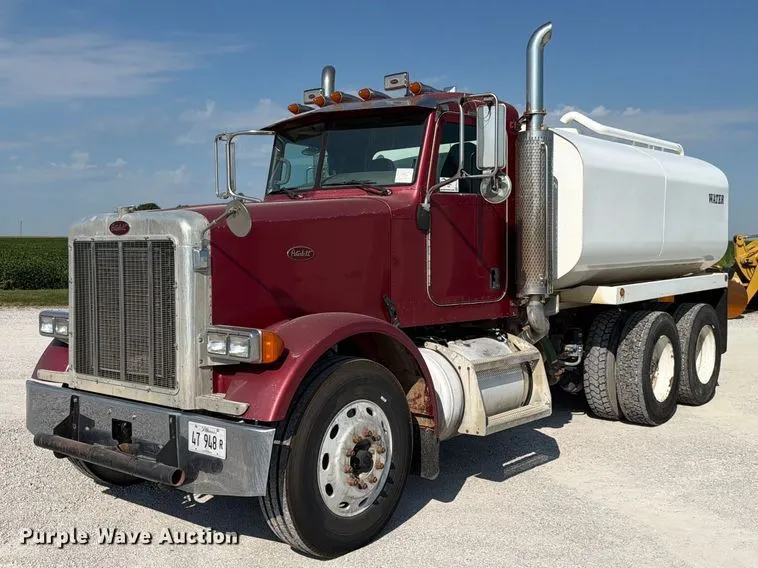 2006 Peterbilt 378 water truck