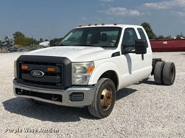 2011 Ford F350 Super Duty Ext. Cab pickup truck cab and chassis