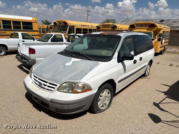 2000 Ford Windstar van