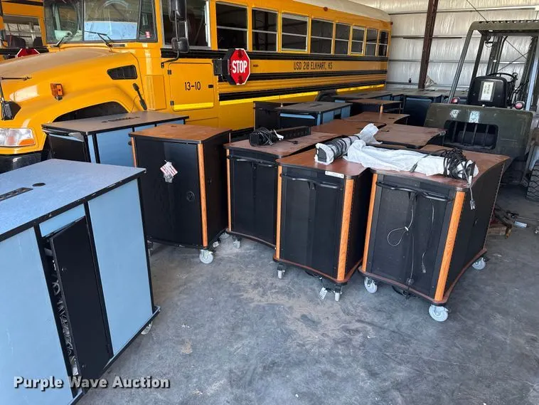 (23) storage carts