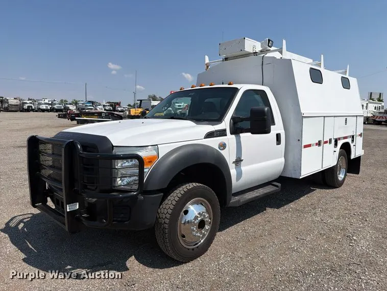 2011 Ford F550 Super Duty utility / service truck