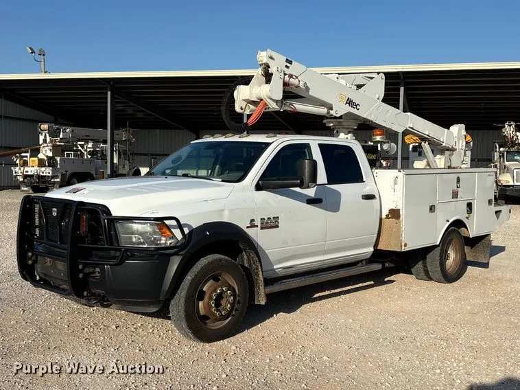 2014 RAM 5500 Crew Cab bucket truck