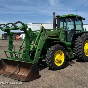 1992 John Deere 4055 MFWD tractor