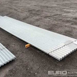 Unused 20' Galvanised Roof Sheeting (30 of) 