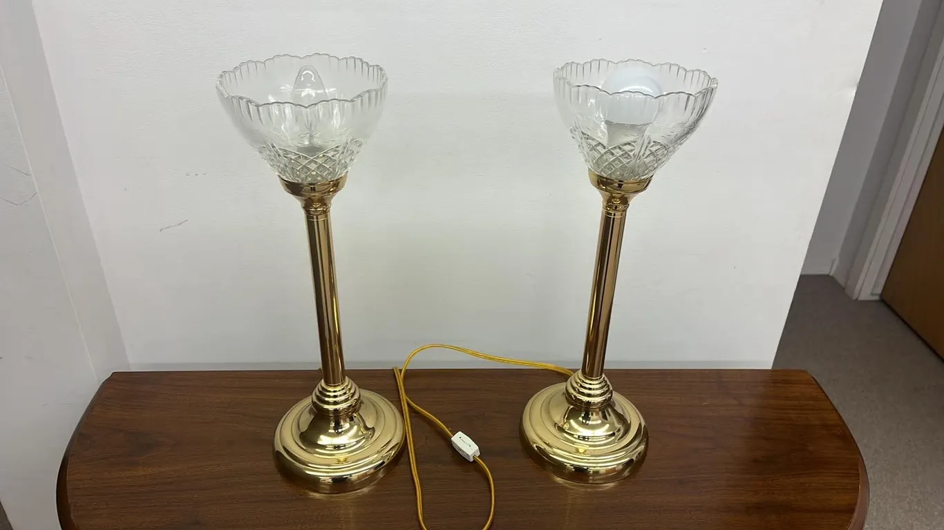 OFFSITE - 2 brass lamps in nice condition,.