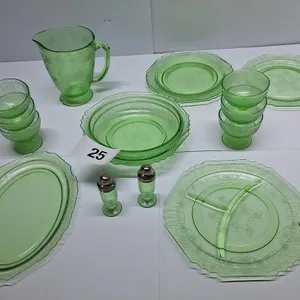 Green dishes