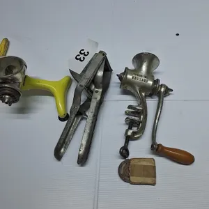 2-Grinders and a squeeze