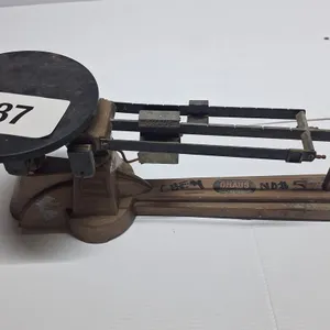 Vintage scale
