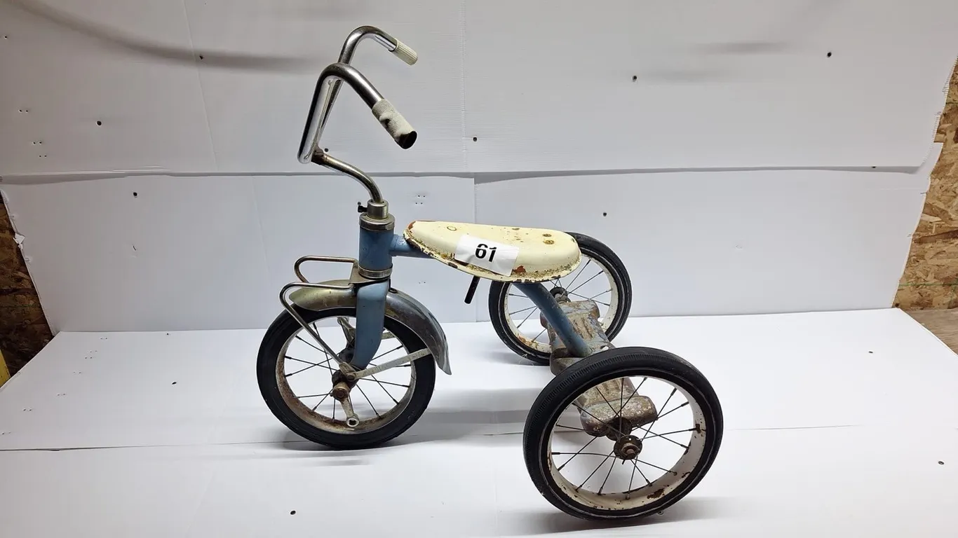 Antique bycicle