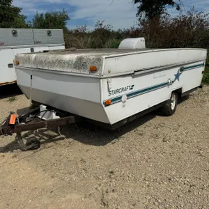 Star Craft Pop-Up Camper  (Located in Rosendale WI)