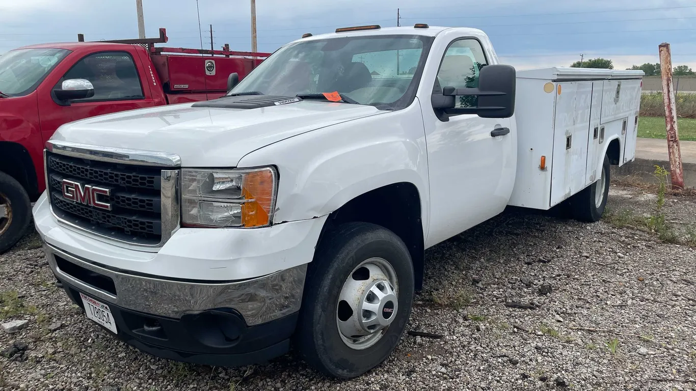 2014 GMC (Has WI Title)