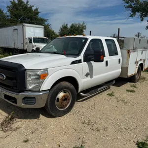 2012 Ford F-350 Crew Cab Truck  (Located in Rosendale WI)