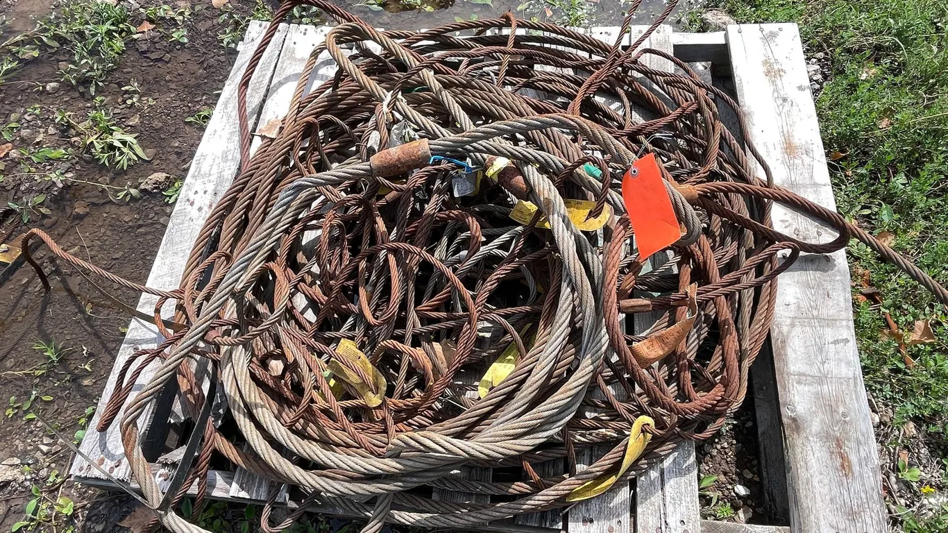 Pallet of Choke Cables