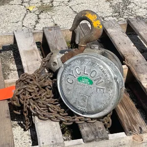 Cyclone 3 Ton Hoist