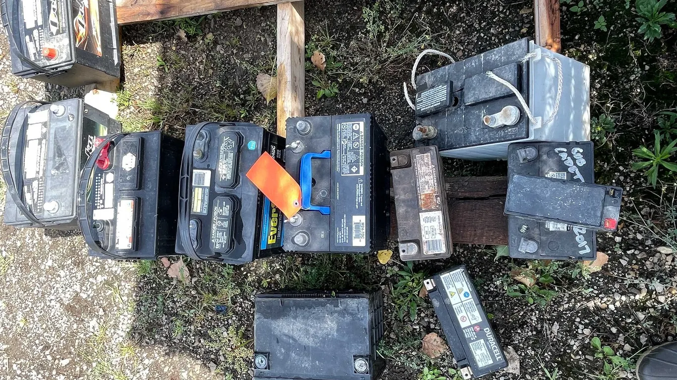 (11) Batteries