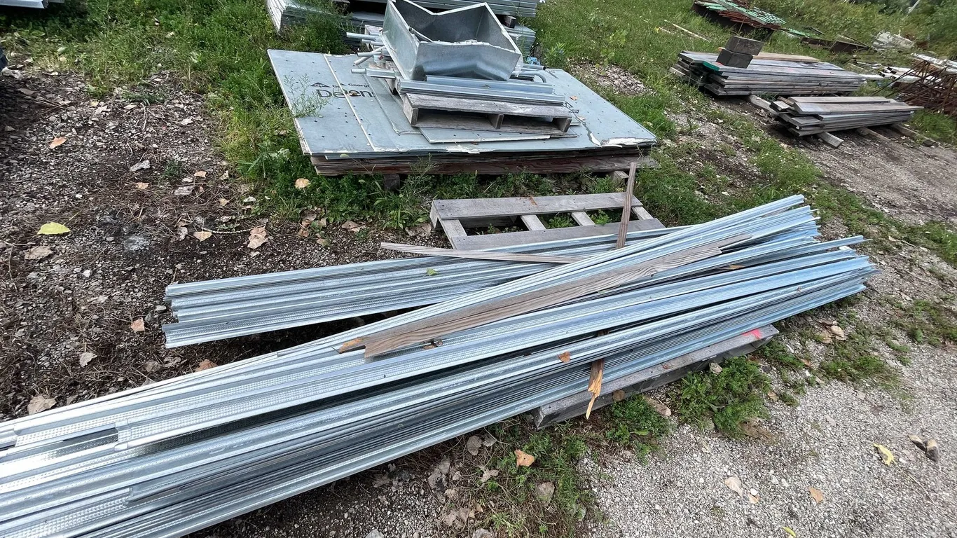 (3) Pallets of Various Style/Size/Type Galvanized Steel