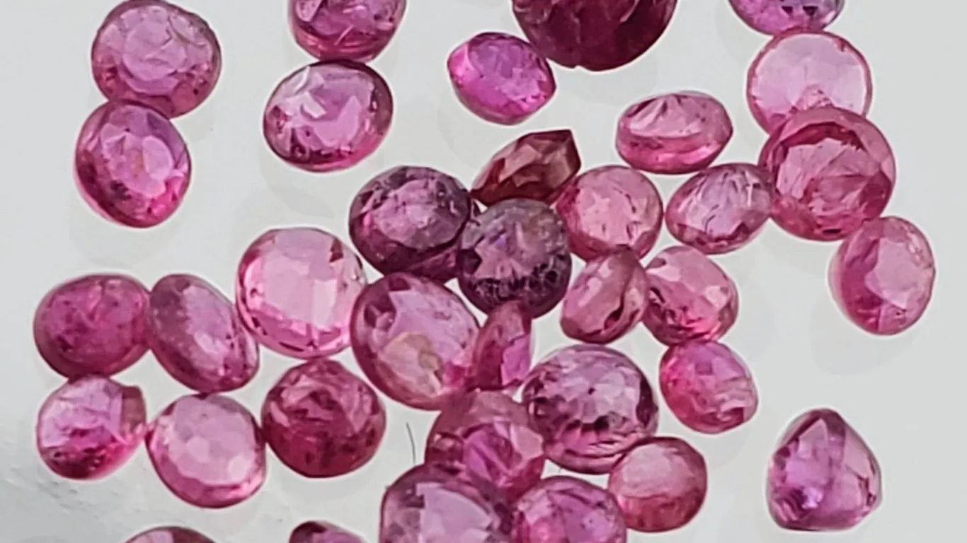 Ruby Parcel (2.05 ct total, 1.5–3 mm)
