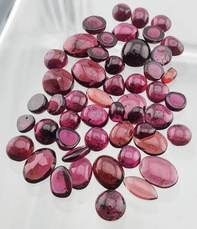 Pyrope Garnet Parcel (46.2 ct total, 8×6 mm)