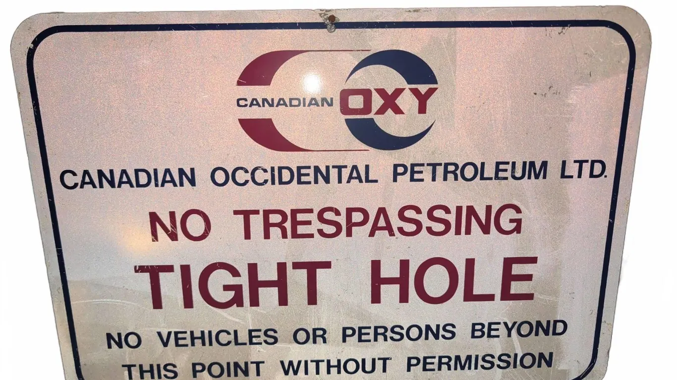 Canadian Occidental Petroleum Ltd. OXY No Trespassing Metal Sign