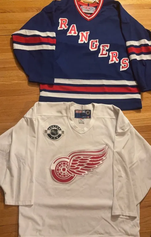 CCM NHL Center Ice New York Rangers and Detroit Red Wings Jerseys, Size Medium