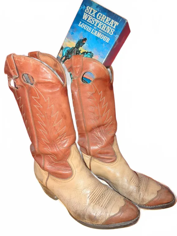 Men's Size 10 Leather Cowboy Boots with Six Great Westerns by Louis L'Amour