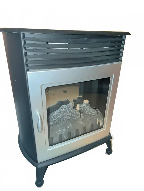 DBL-2000 Electric Fireplace Heater, Black & Silver, Freestanding