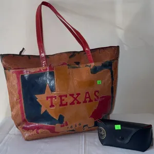 Leather Texas Tote Bag with Red Handles and Ray-Ban Aviator Sunglasses