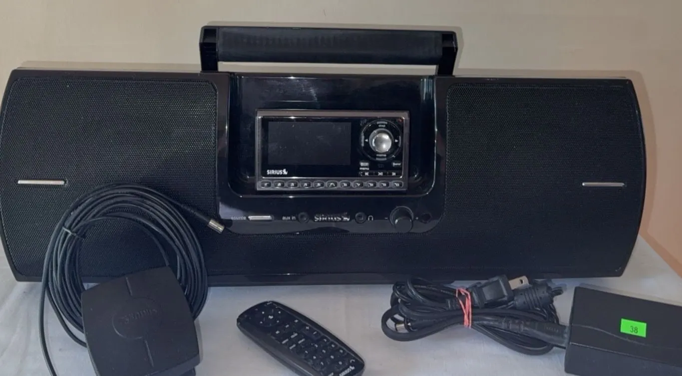 Sirius Stiletto Satellite Radio Boombox with Remote, Power Adapter, and Antenna