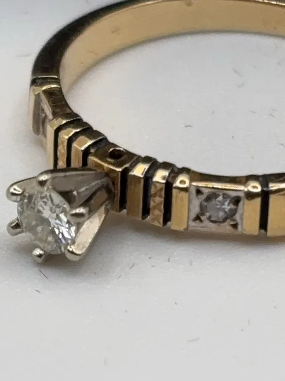 14K Gold 2.40g Vintage Engagement Ring With 1/4 Carat Diamond
