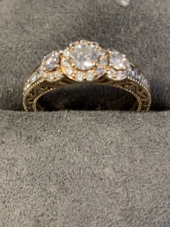 10k Gold Diamond Ring, 1.29ct Total Weight