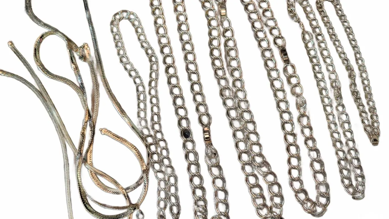 Gold Tone Metal Chains and Necklaces