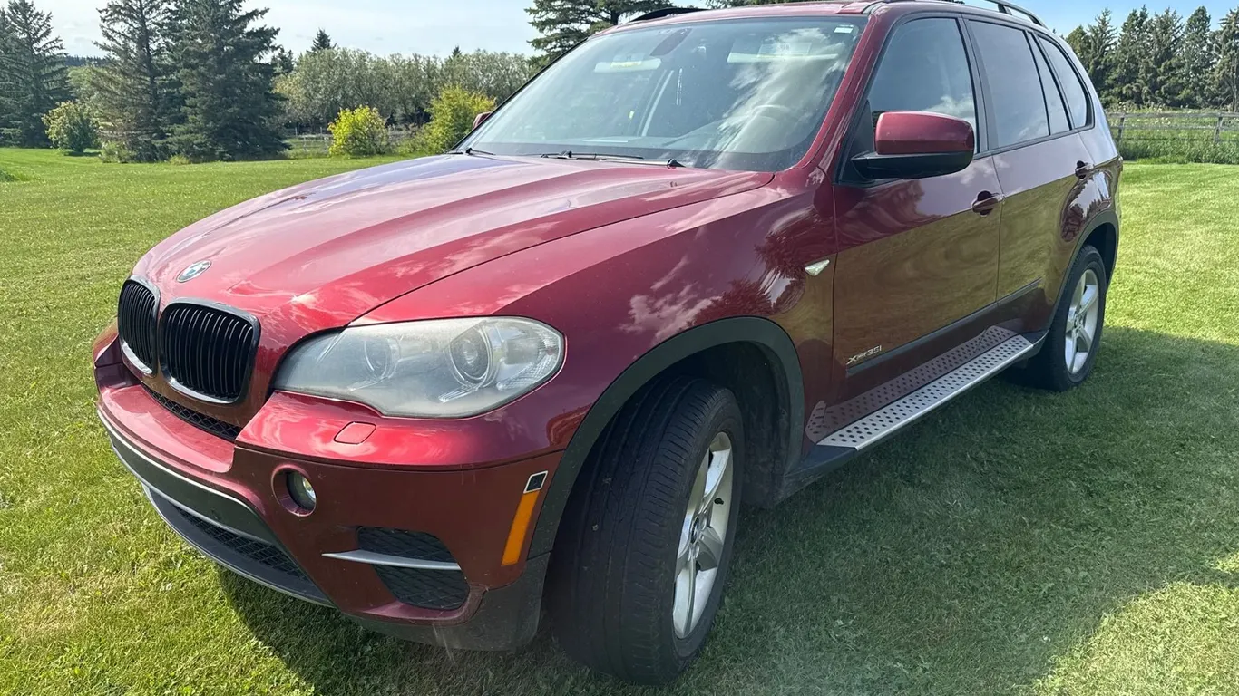 2012 BMW X5 xDrive35i SUV with Black Leather Interior