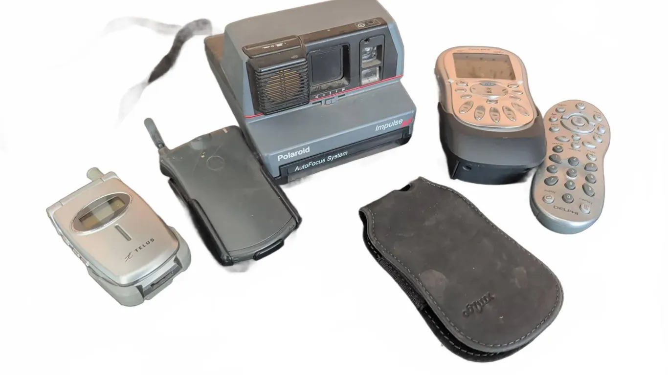 Gadget Pack - Polaroid Impulse AF Camera, Delphi MyFi XM2go, Motorola and LG Flip Phones