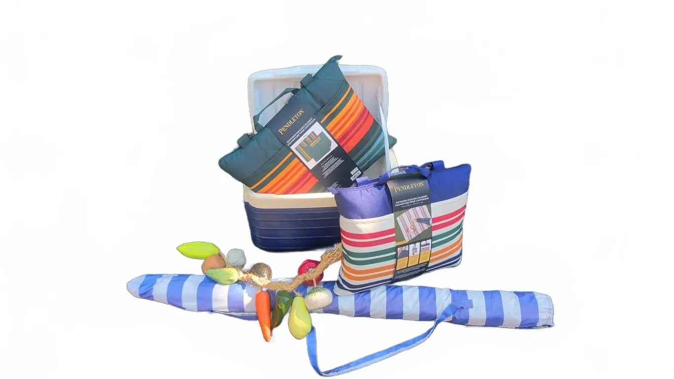 New Pendleton Outdoor Packable Blankets, Cooler, Umbrella, and Veggie Decor