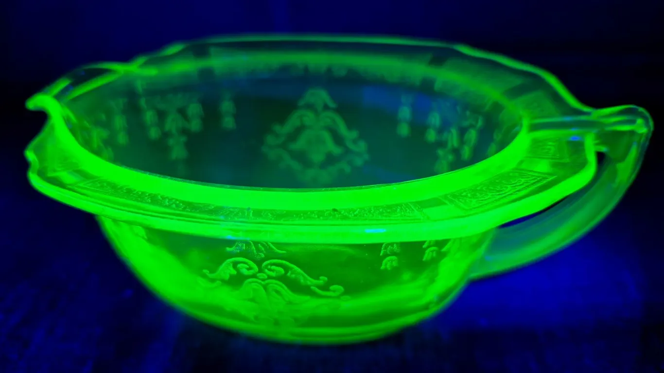 Uranium glass oval creamer, 2 1/2 x 5 1/2 inches, no damage, glows!