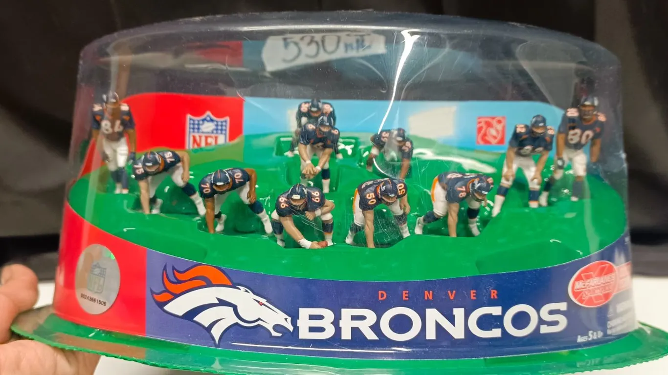 McFarlane - Denver Broncos Team Set
