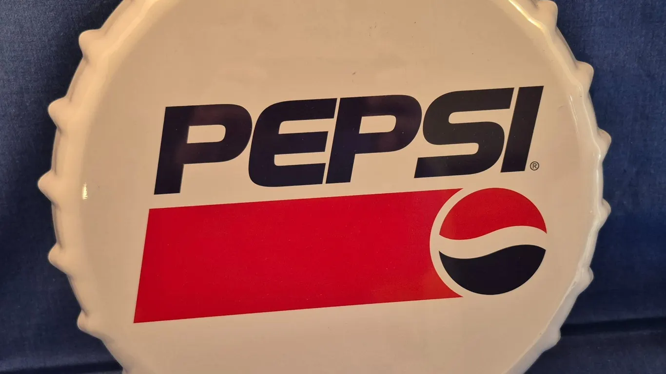 Pepsi 14 inch bottle cap sign with hanger, repro