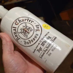 HBC Hudson’s Bay Distiller’s Ltd. Pottery Bottle – Winnipeg