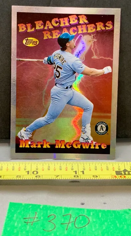 1997 Topps Mark McGwire Chrome Refractor Baseball Card #SB6
