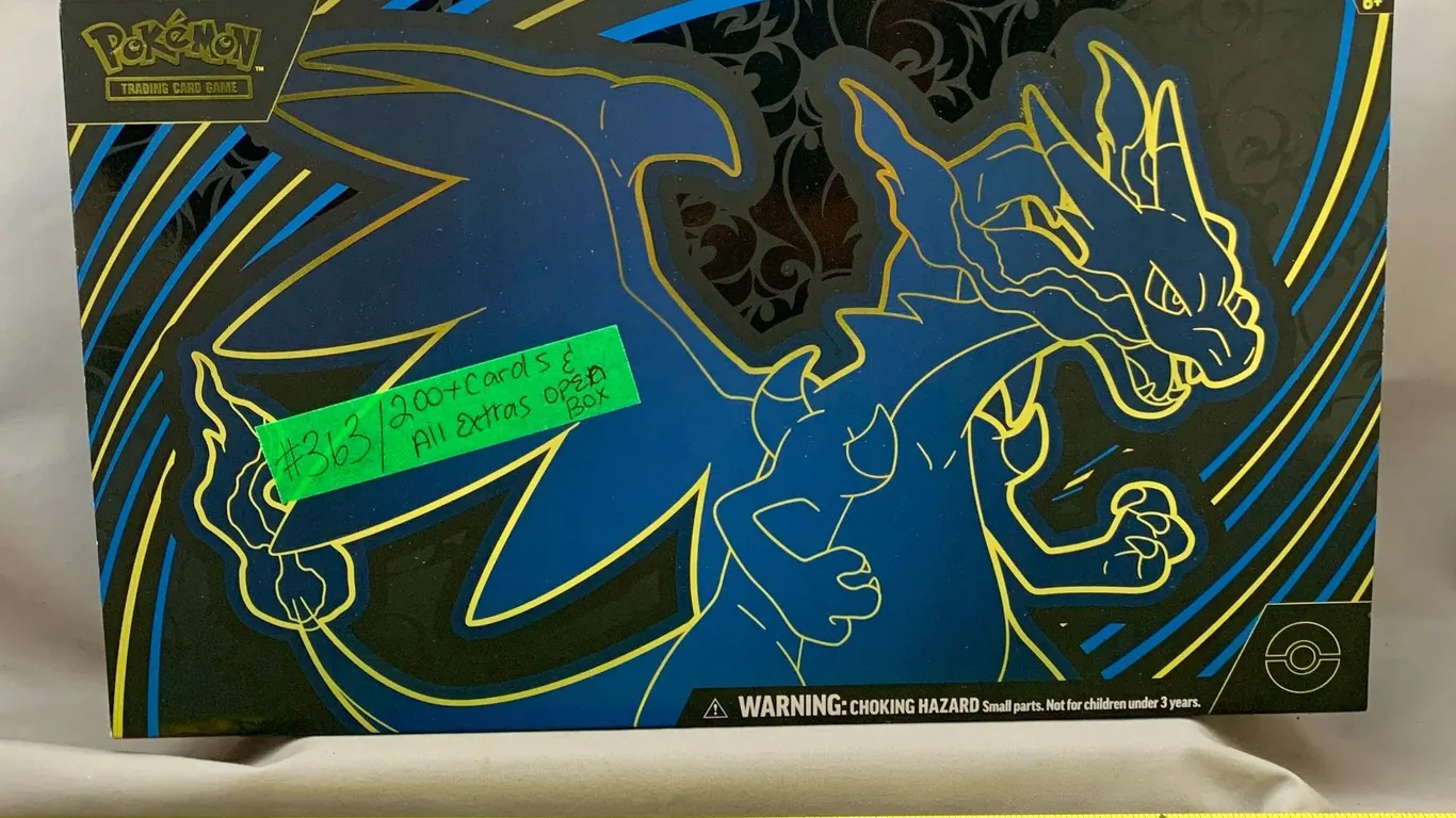 Pokémon Charizard Phantasmal Flames UPC Open Box – 200+ Cards & All Extras