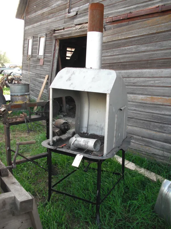 blacksmiths forge w/ Canadian Blower & Forge Co. Blower (Kitchener, Ont.)