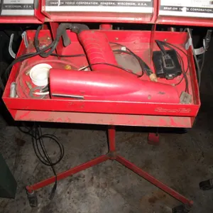 Snap-On MT539 amp/volt meter with stand on casters