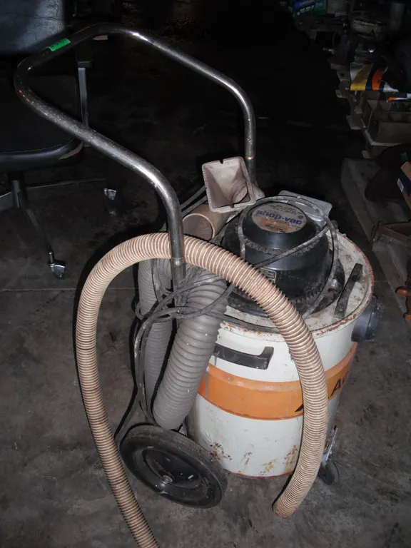 model 462 shop vac on cart