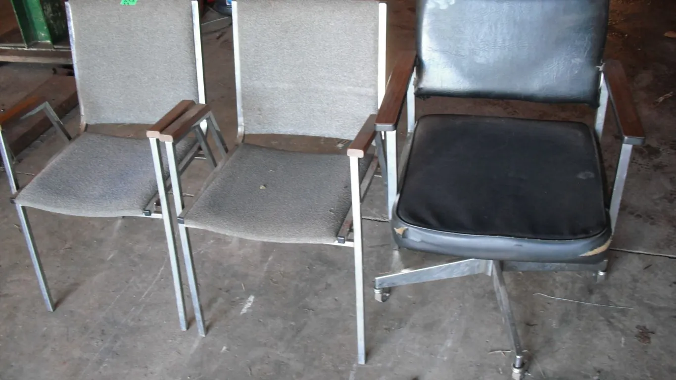 3 vintage chairs - 1 on wheels