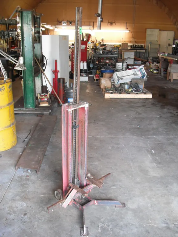 homemade jack with wheels using jackall