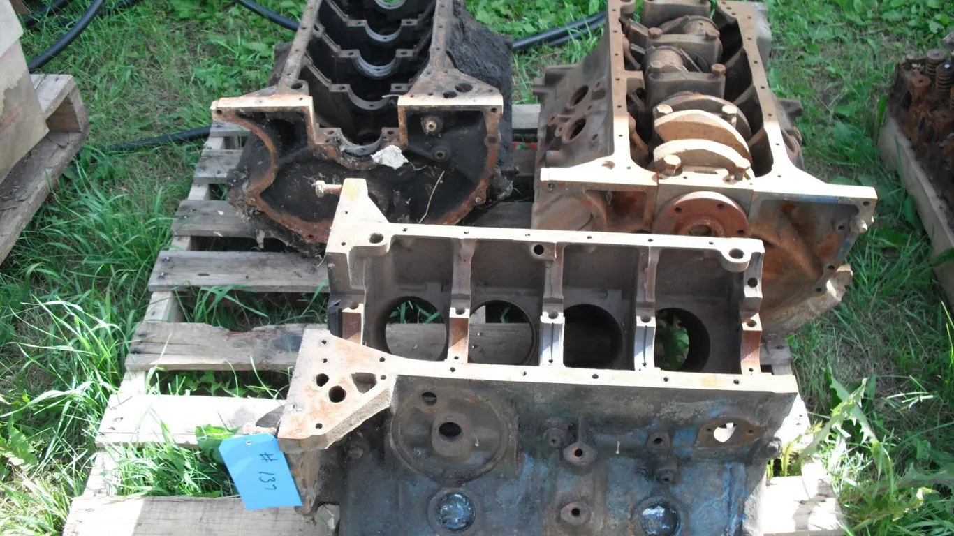engine parts - as-is