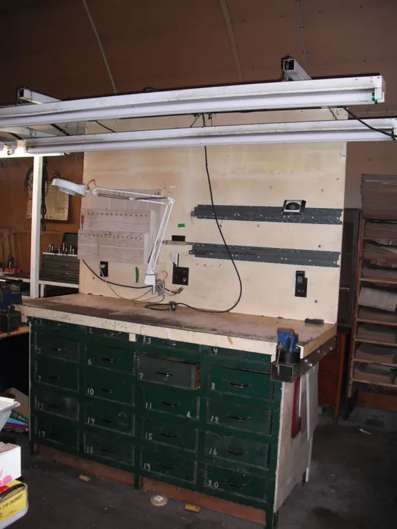 large work bench with drawers, work light, 2 bench vises and back board - table: 72"x28"x39"H, back