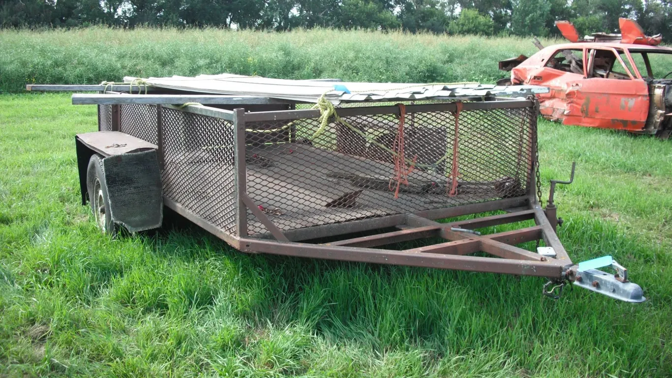 6ft x 10ft utility trailer - metal siding not included